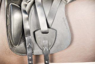 Jorge Canaves Celebration 18 Zoll Dressursattel anatomische Kissen Neu