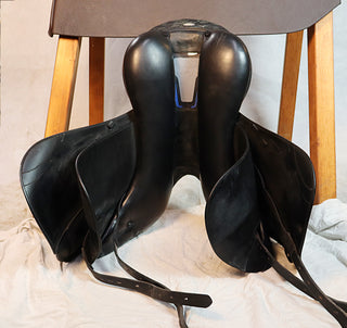 Prestige Philosophy Dressursattel 17 Zoll gebraucht - Zustand gut