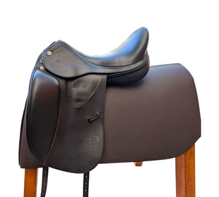 Prestige X D1 Dressursattel 17 Zoll gebraucht - Zustand gut
