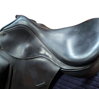 Seabis Vigo Dressursattel 18 Zoll gebraucht - Zustand gut