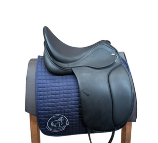 Kentaur Ithaka ISB Dressursattel Vorschnitt 17,5 Zoll neu