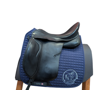 Sommer Opus Dressursattel 18 Zoll gebraucht - Sehr guter Zustand