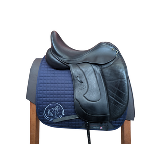 Sankey Anke Just Dressage Dressursattel 18 Zoll gebraucht - Zustand sehr gut