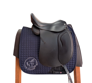 Sommer Opus 1 Dressursattel 17 Zoll gebraucht - Sehr guter Zustand