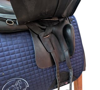 Hilbar Royal Classic Islandpferdesattel 17,5 Zoll gebraucht - Zustand gut