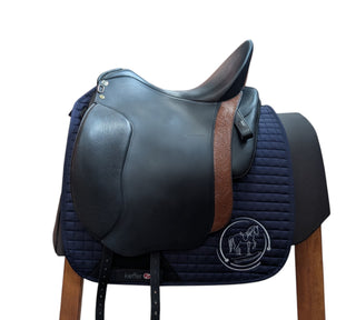Iberosattel Dressage Andaluz 17,5 Zoll Barocksattel gebraucht - Zustand gut
