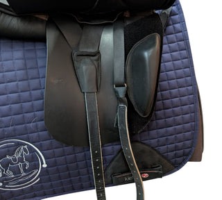 Tomax Tom Büttner Lilly Dressursattel 18 Zoll (fällt wie 17,5 aus) gebraucht - Zustand gut