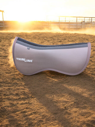 Sattelpad stoßdämpfend für empfindliche Pferde – ThinLine Perfect Fit braun