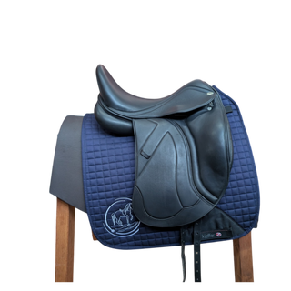 Jorge Canaves Belgrano Dressursattel 17,5 Zoll gebraucht - Zustand sehr gut - wie neu