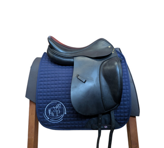 Harry Dabbs Elegant Dressursattel 17,5 Zoll gebraucht - Zustand gut