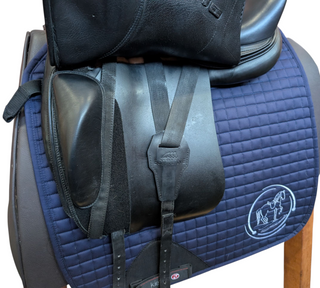 Equilline Elite Dressursattel 17 Zoll gebraucht -Zustand gut