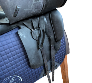 Jorge Canaves Saphir Dressursattel 17,5 Zoll gebraucht - Zustand gut