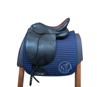 Jorge Canaves Saphir Dressursattel 17,5 Zoll gebraucht - Zustand gut