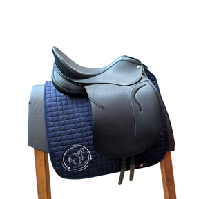 Sommer Opus Dressursattel 17.5 Zoll schwarz Neu