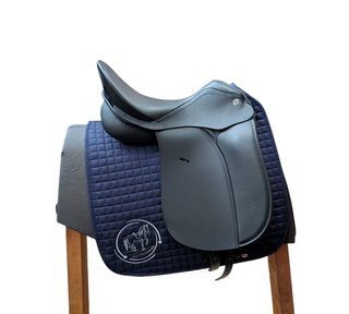 Karl Niedersüß Crescendo Dressursattel 45/ 17,5 Zoll Neu