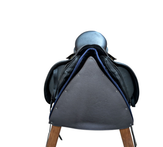 Albion SLK 17,5 Zoll Dressursattel gebraucht - Zustand gut